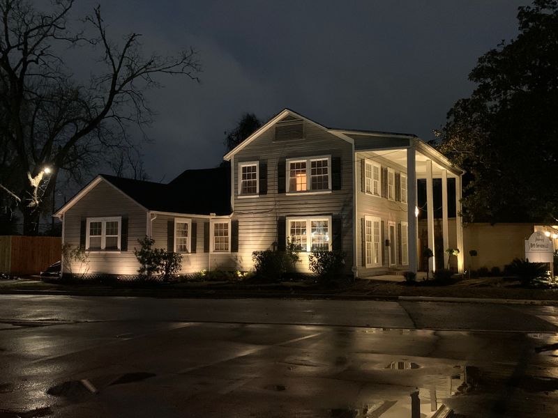 residential outdoor lighting